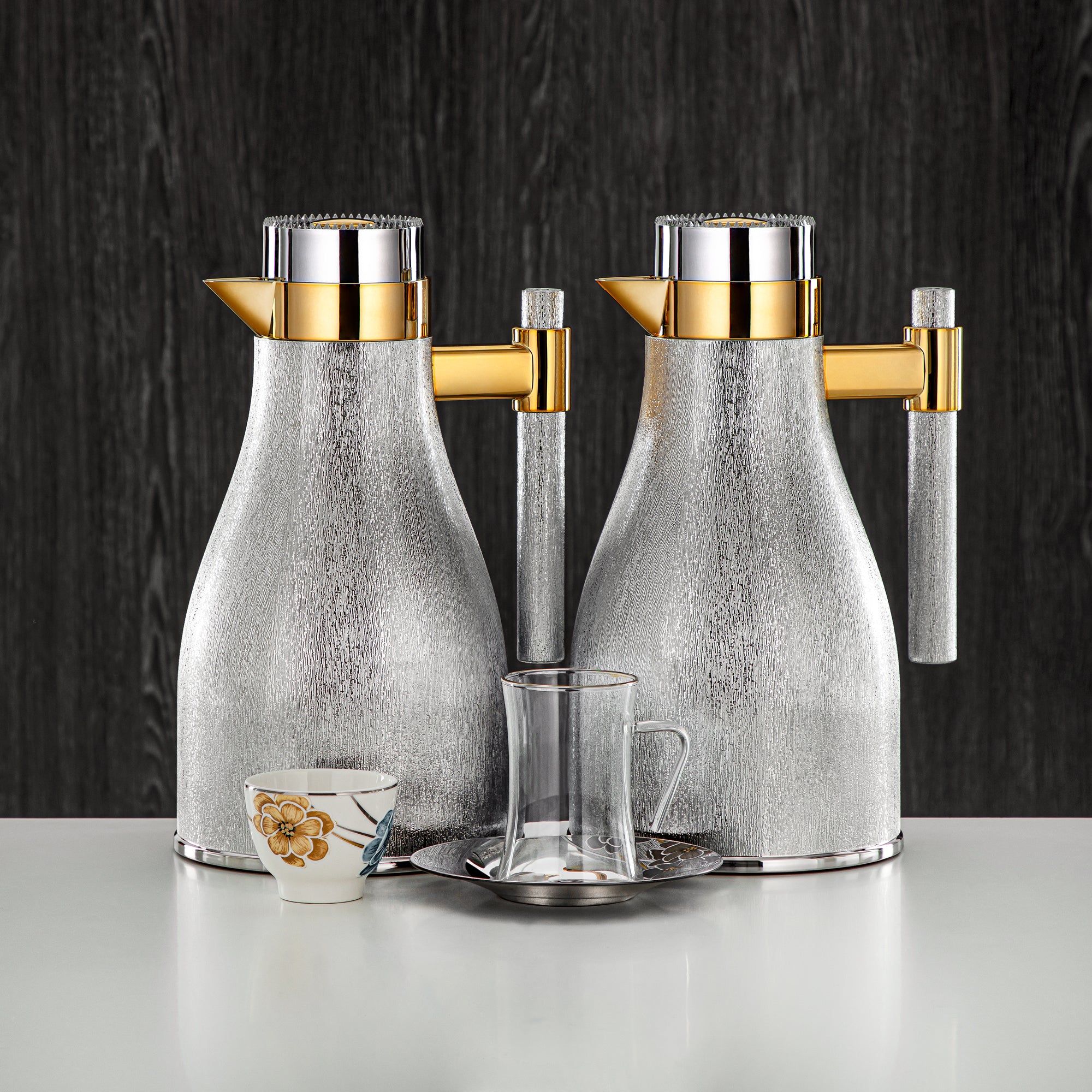 Almarjan Vacuum Flask & Tea Set ABS Silver & Gold 20 Pieces (GOK-S-S-G + 18PCS-12256-1) – Elegant Serving | Ramadan & Gatherings
