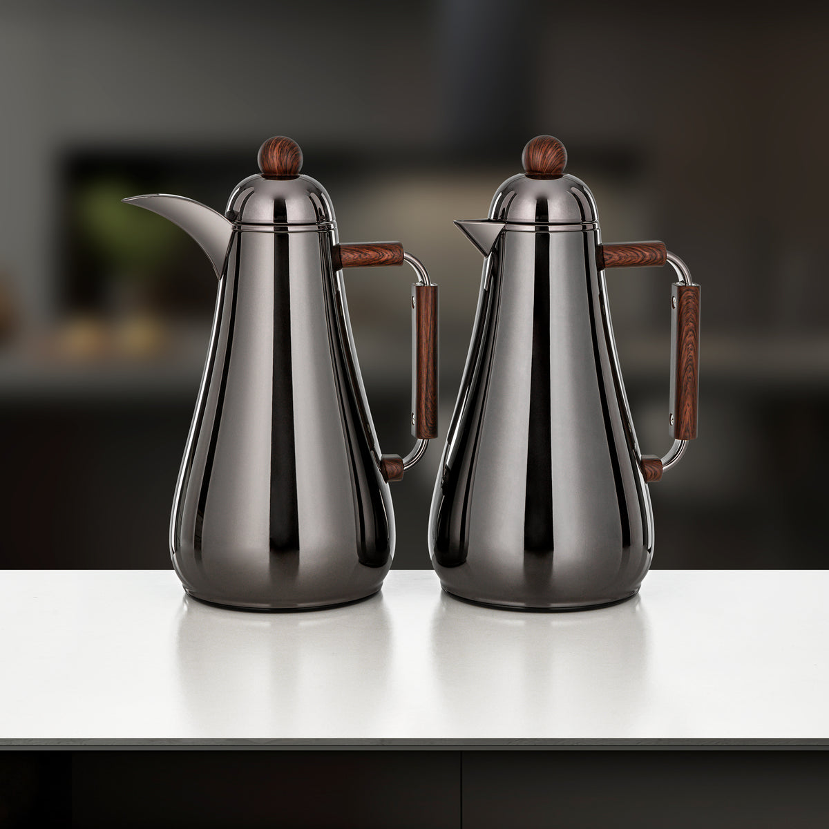 Almarjan 2 Pieces Vacuum Flask Set, Gun Black & Dark Wood