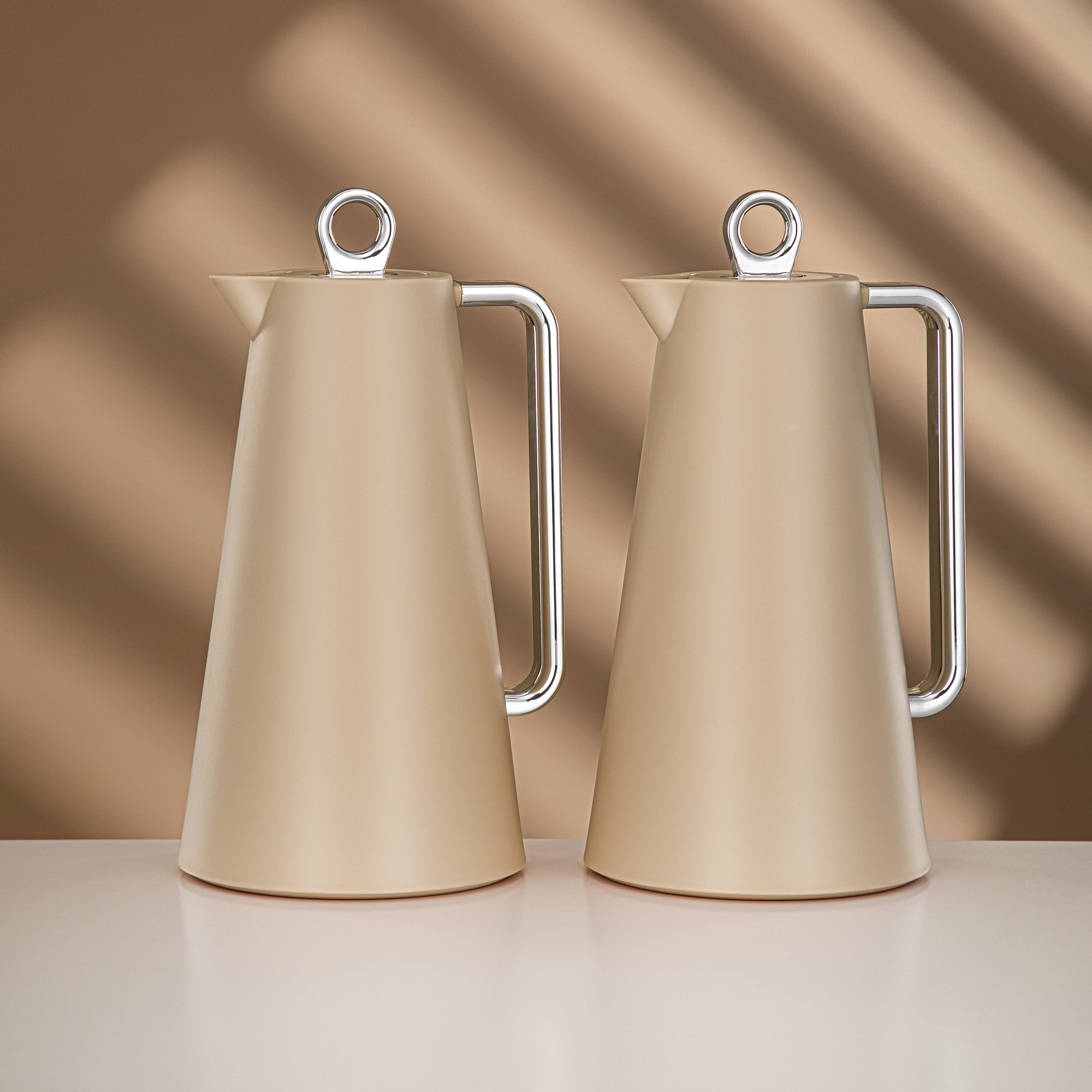 Almarjan Vacuum Flask Set Beige & Silver