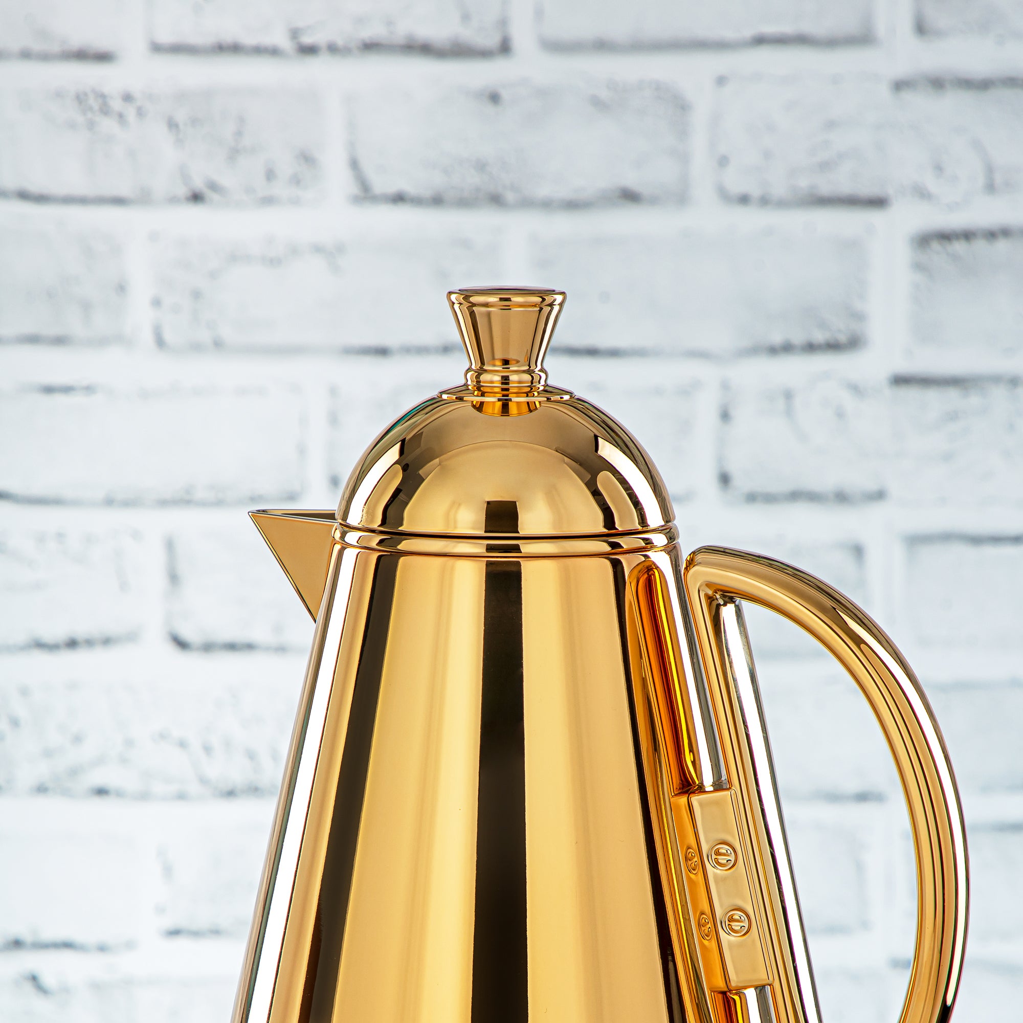 طقم ترامس المرجان قطعتين باللون الذهبي - QNC-0700/1000C95