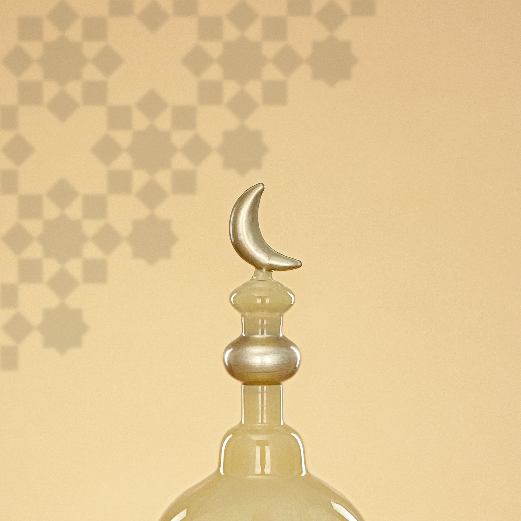 Almarjan Minaret Table Decoration 17cm x 9cm Ivory with Golden Lines & Crescent Moon – Noor Al Layali