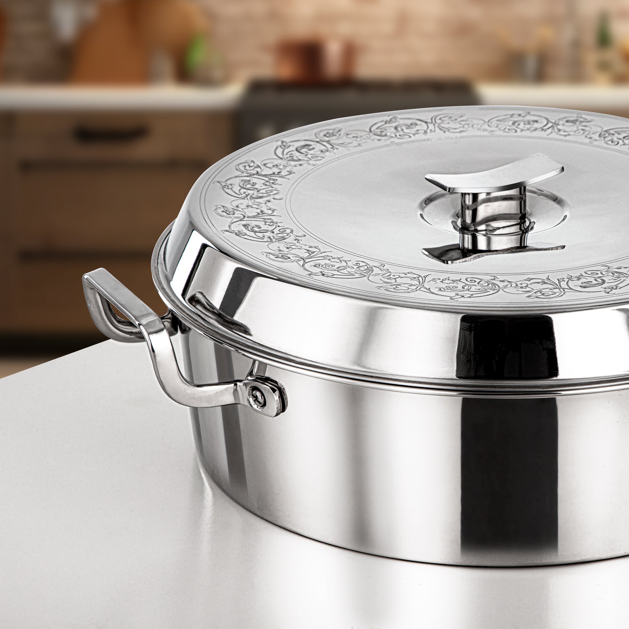 Almarjan Hot Pot Stainless Steel, Etched Cover, 35CM (6000ML), Silver (H25P9) - Badr Collection, Exquisite Serveware